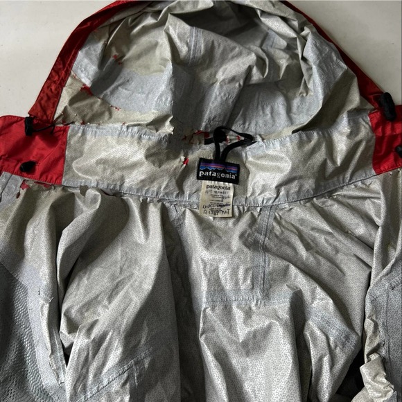 SOLD Patagonia Womens Rain Jacket Medium - Picture 4 of 4